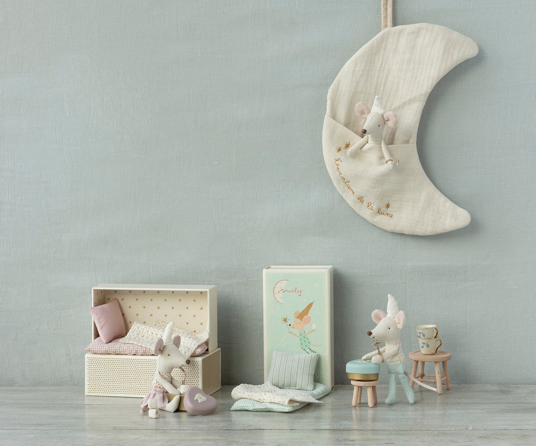 Maileg Moon Hanging Decoration, L'aventure de la Lune ETA October 2024 (9421313376543)