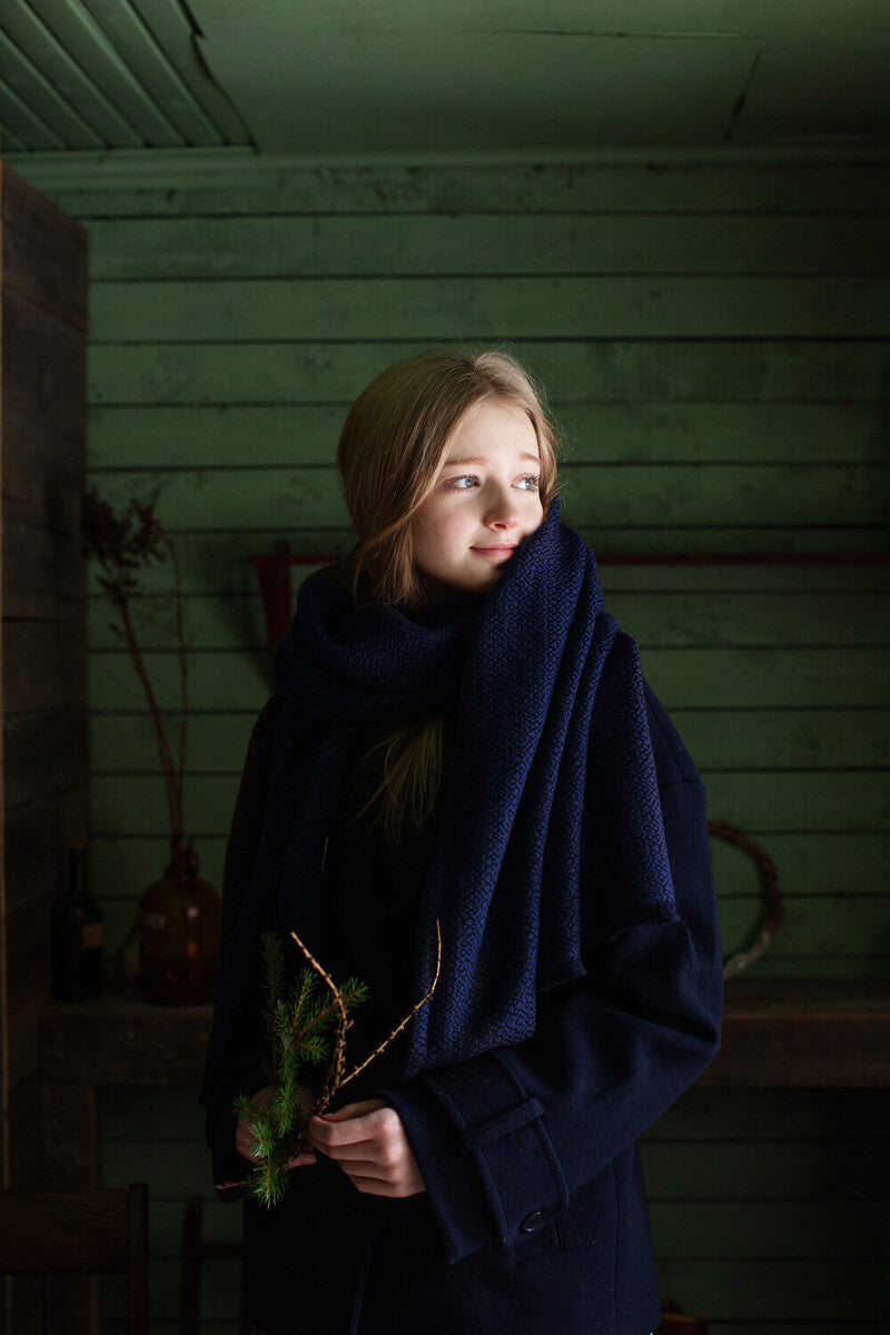 Koli Super Soft Merino Scarf, Black-Blue (10233137365279)