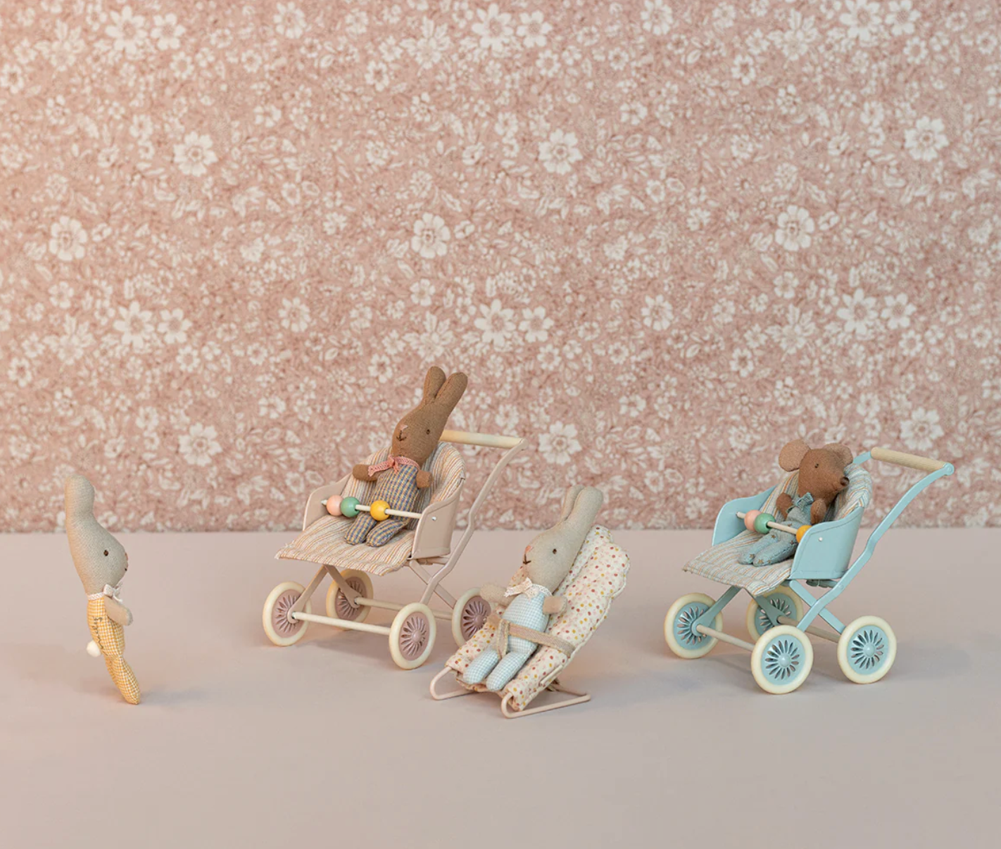 Maileg Stroller Baby, Rose 2024 (8997933908255)