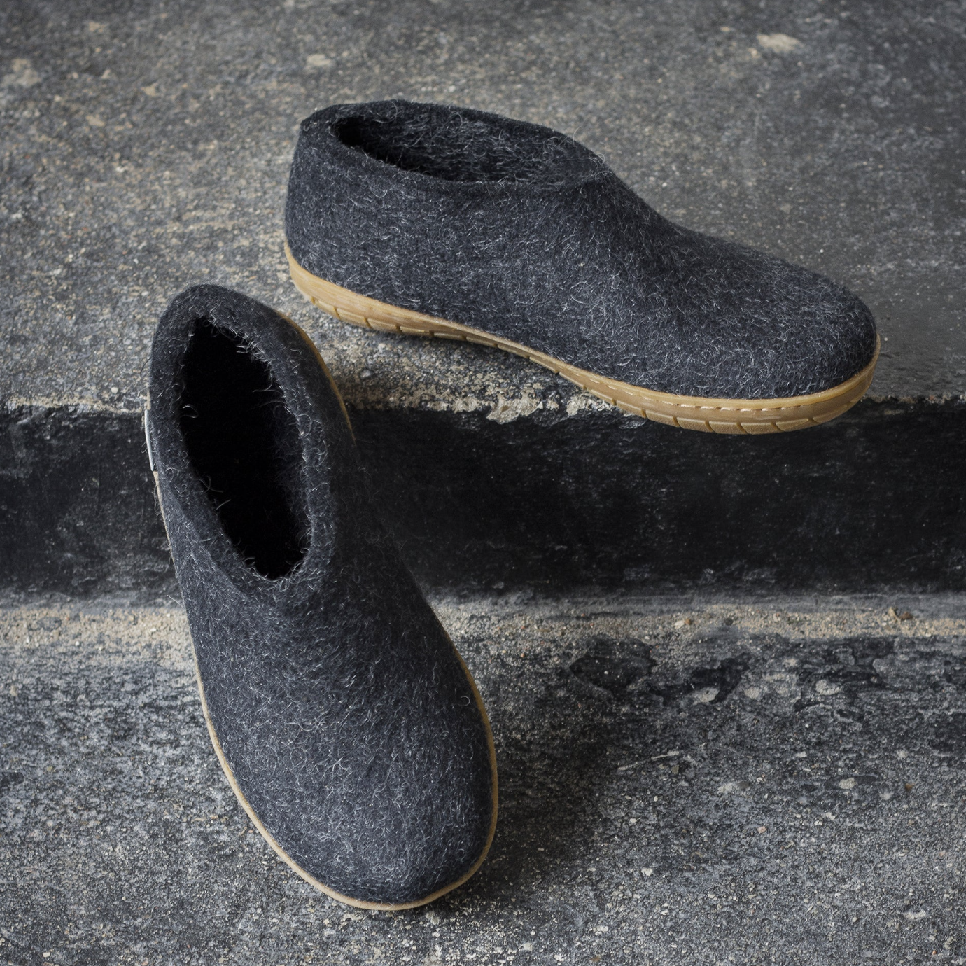 Glerups The Shoe Charcoal - Honey Rubber Sole (10095522316575)