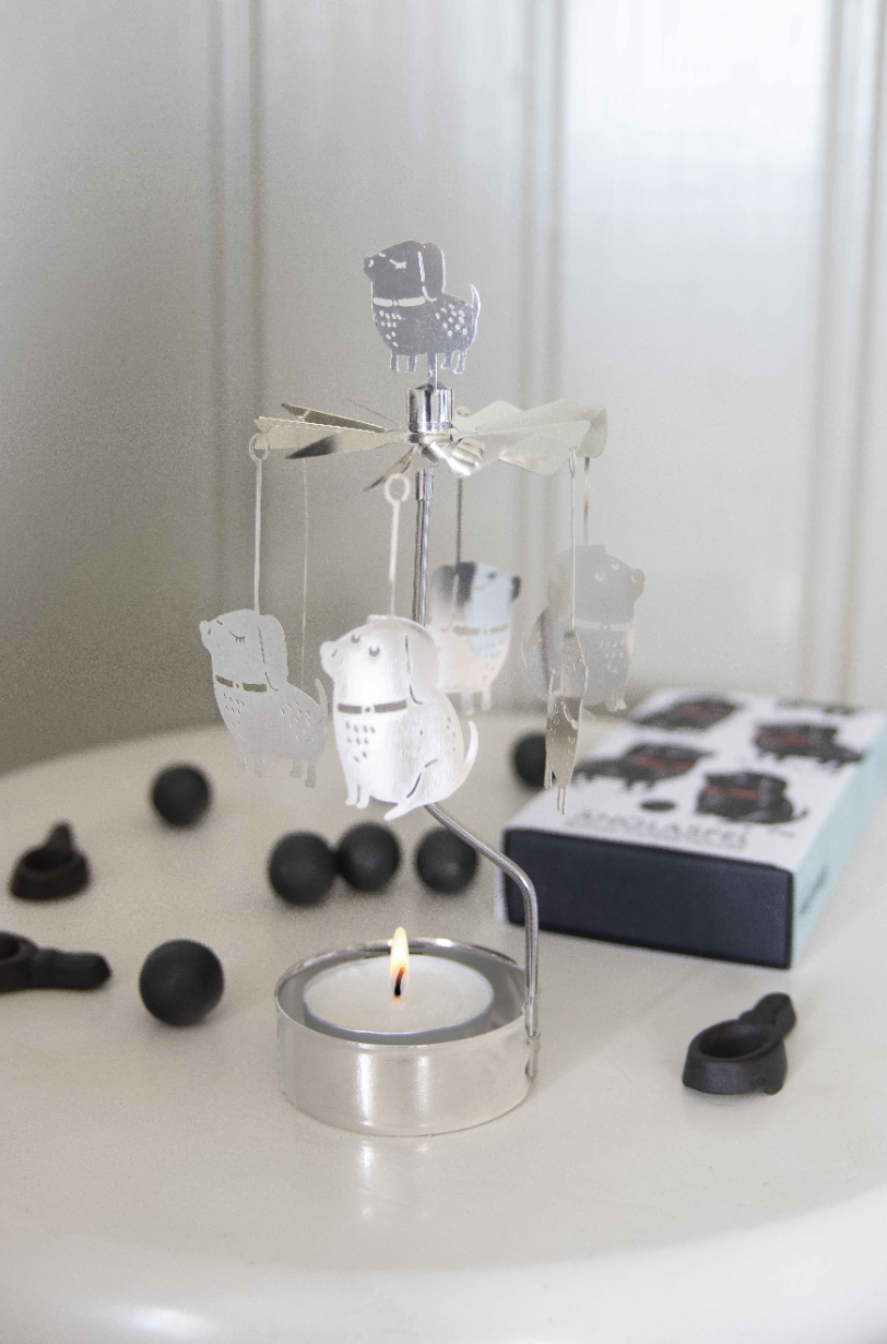 Funny Dog Tea Light Carousel Chime, Silver (9422258536735)