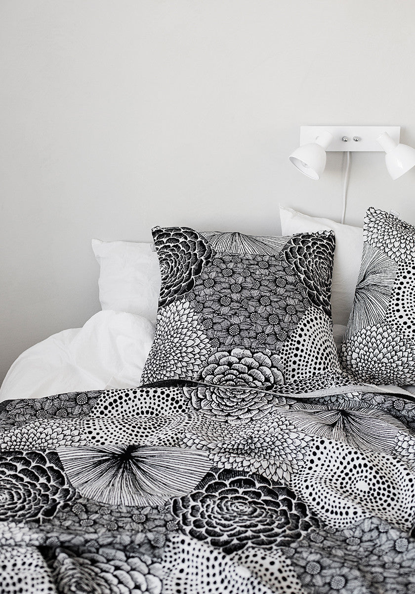 Ruut Linen Cushion Cover 45x45cm,  White-Black (9788131737887)