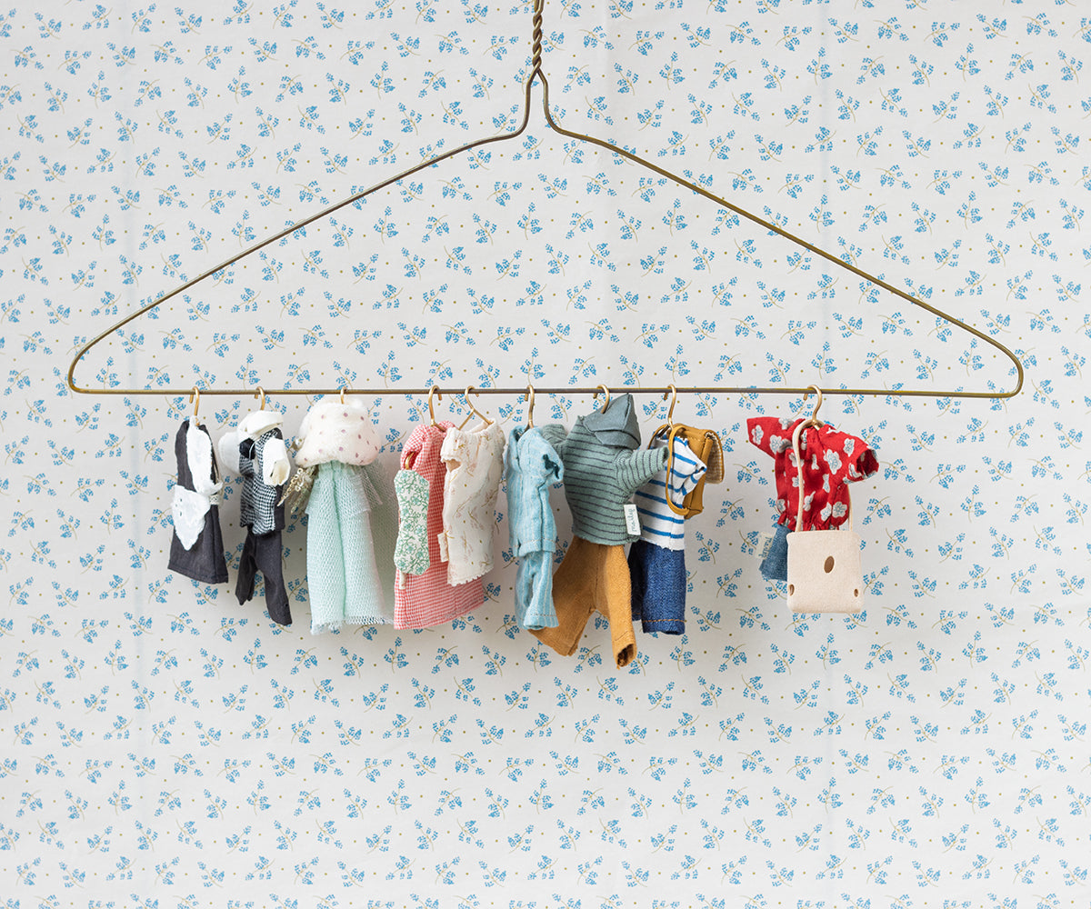 Maileg Hangers for Mouse Clothes 10pcs (8745634890015)