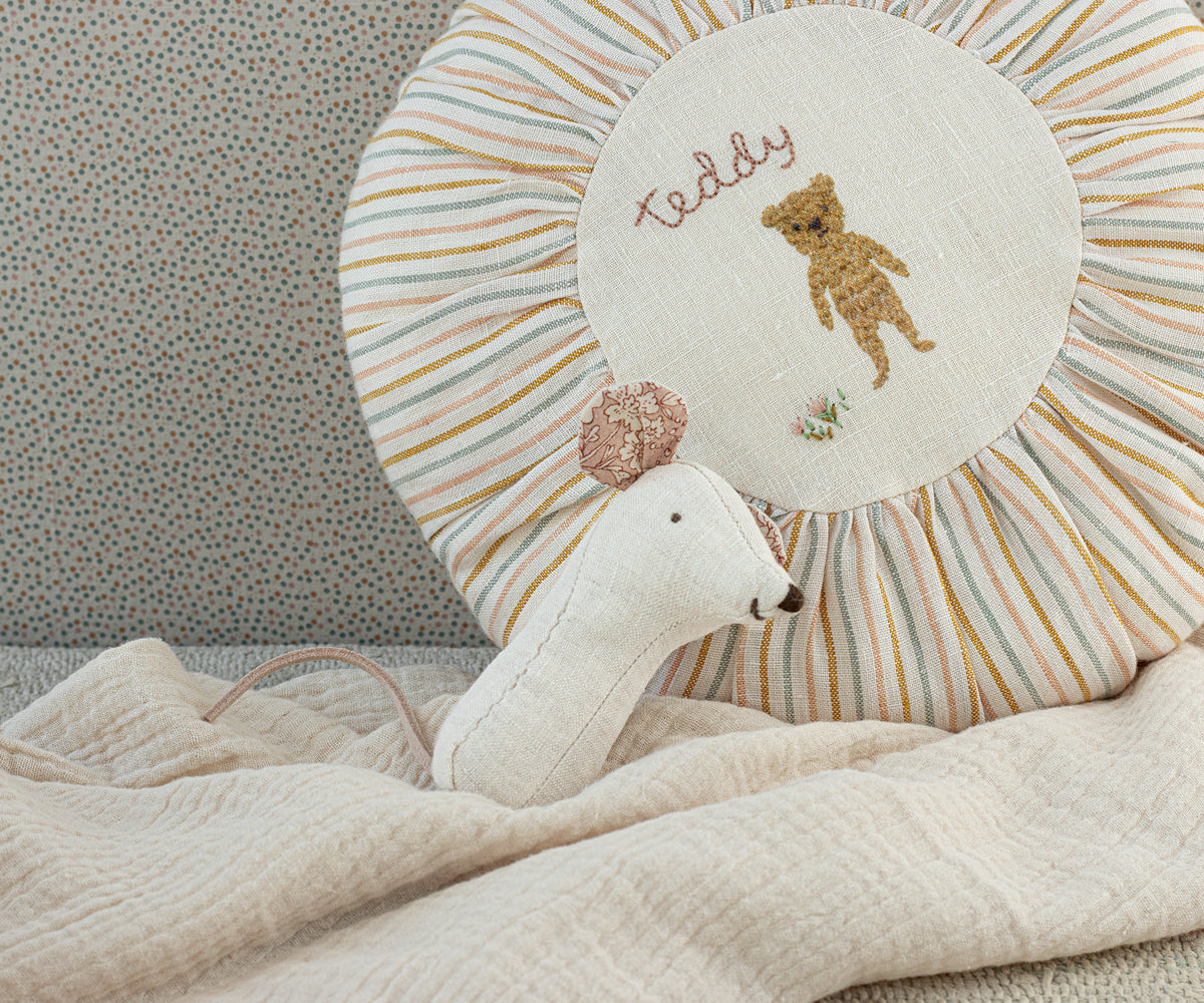 Maileg Lullaby Friends Mouse Rattle, Nature ETA September 2024 (9421721993503)