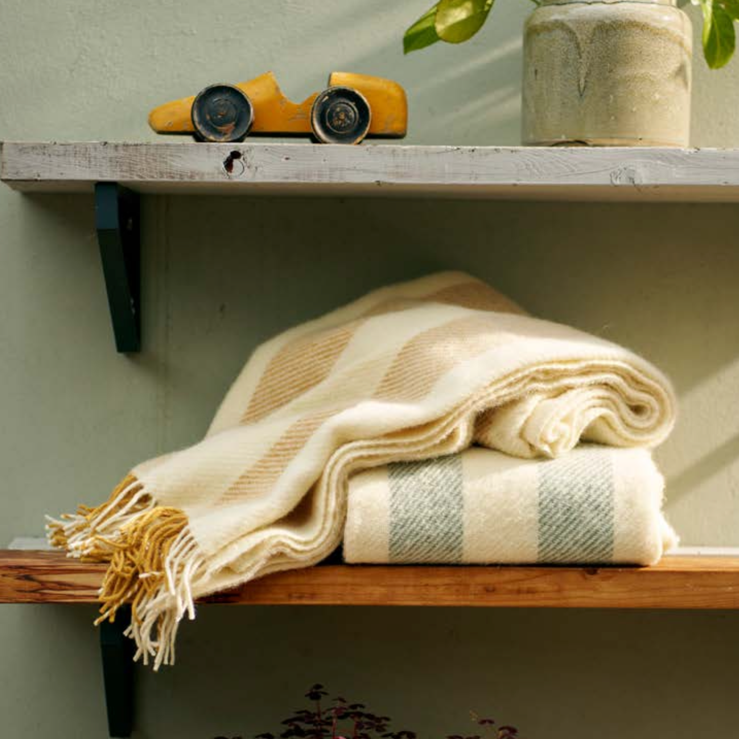 Klippan Premium 100% Wool Throw Gotland Vertical Stripe, Green-White (10144209502495)