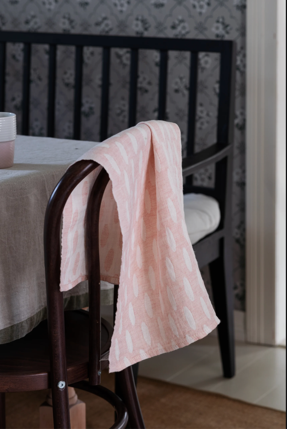 Helmi Pearl Washed Linen Tea Towel, White-Rose, 48x70cm (10224918233375)
