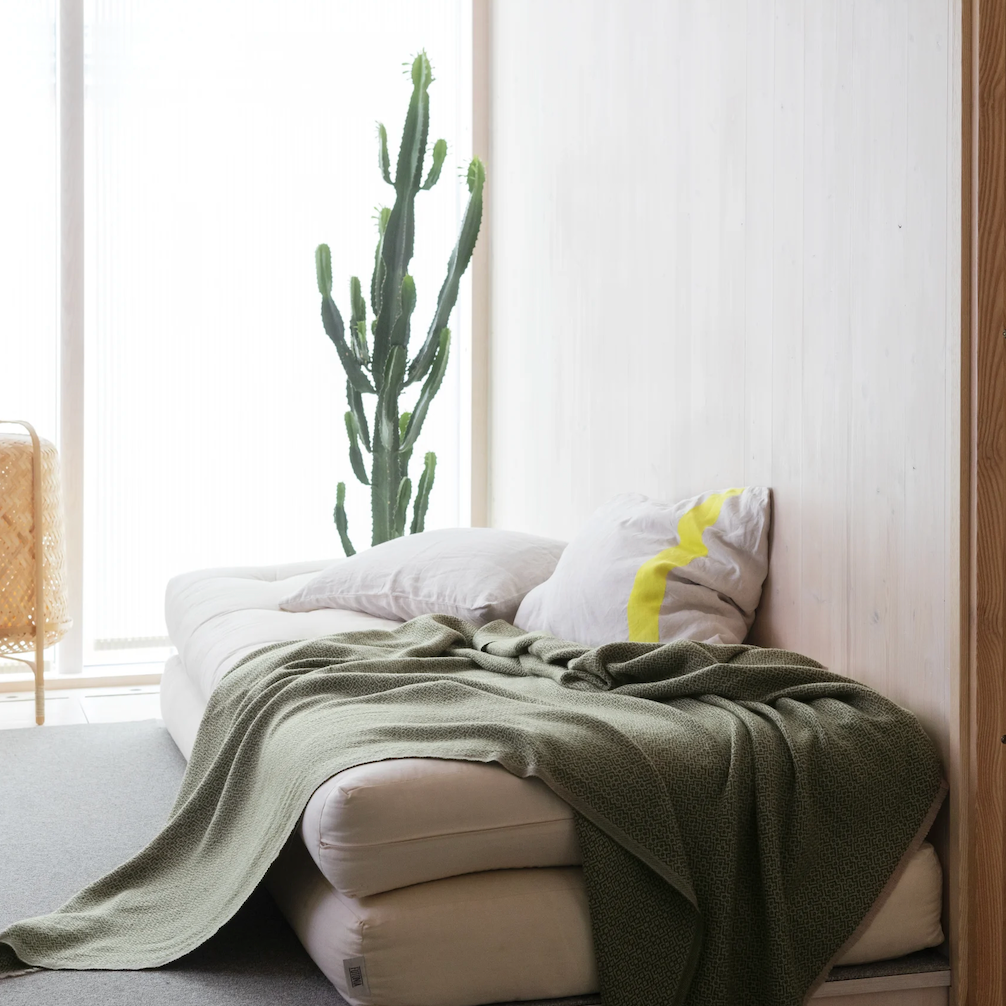 Koli Super Soft Merino Throw, Beige-Olive (10238094344479)