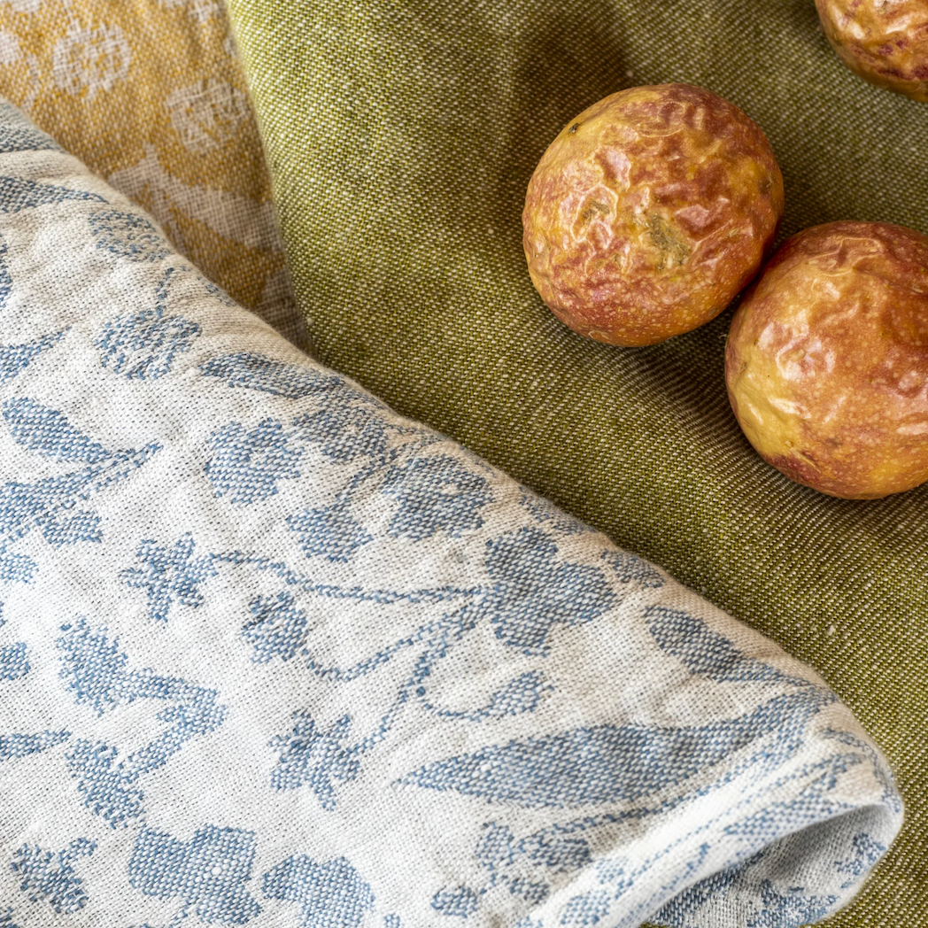 Niitty Field Washed Linen Tea Towel,  48x70cm, White-Rainy Blue (10224916562207)