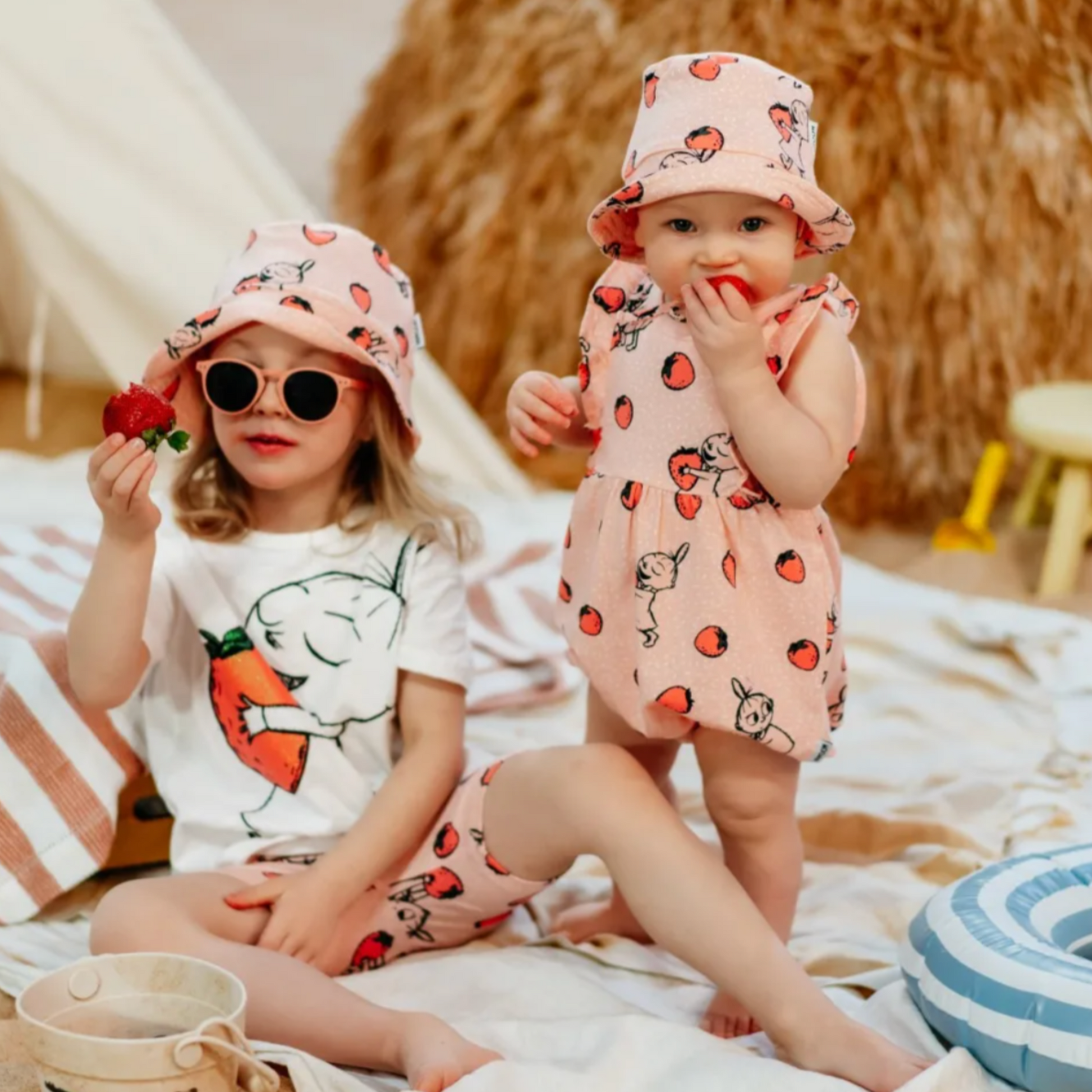 Moomin Baby Playsuit, Strawberry (8616422899999)