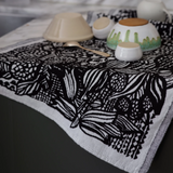 Veranta Washed Linen Tea Towel, White-Black