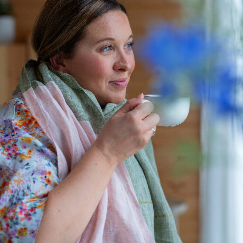 Tsavo Washed Linen Scarf 70x200cm, Olive-Rose (9787690549535)