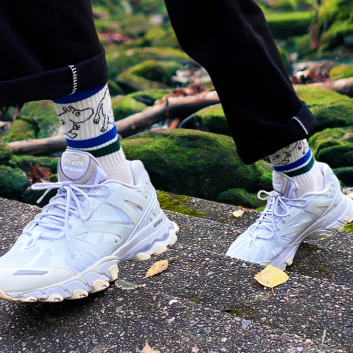 Happy Moomin Retro Tennis Mens Socks, White/Blue (6633399910465)