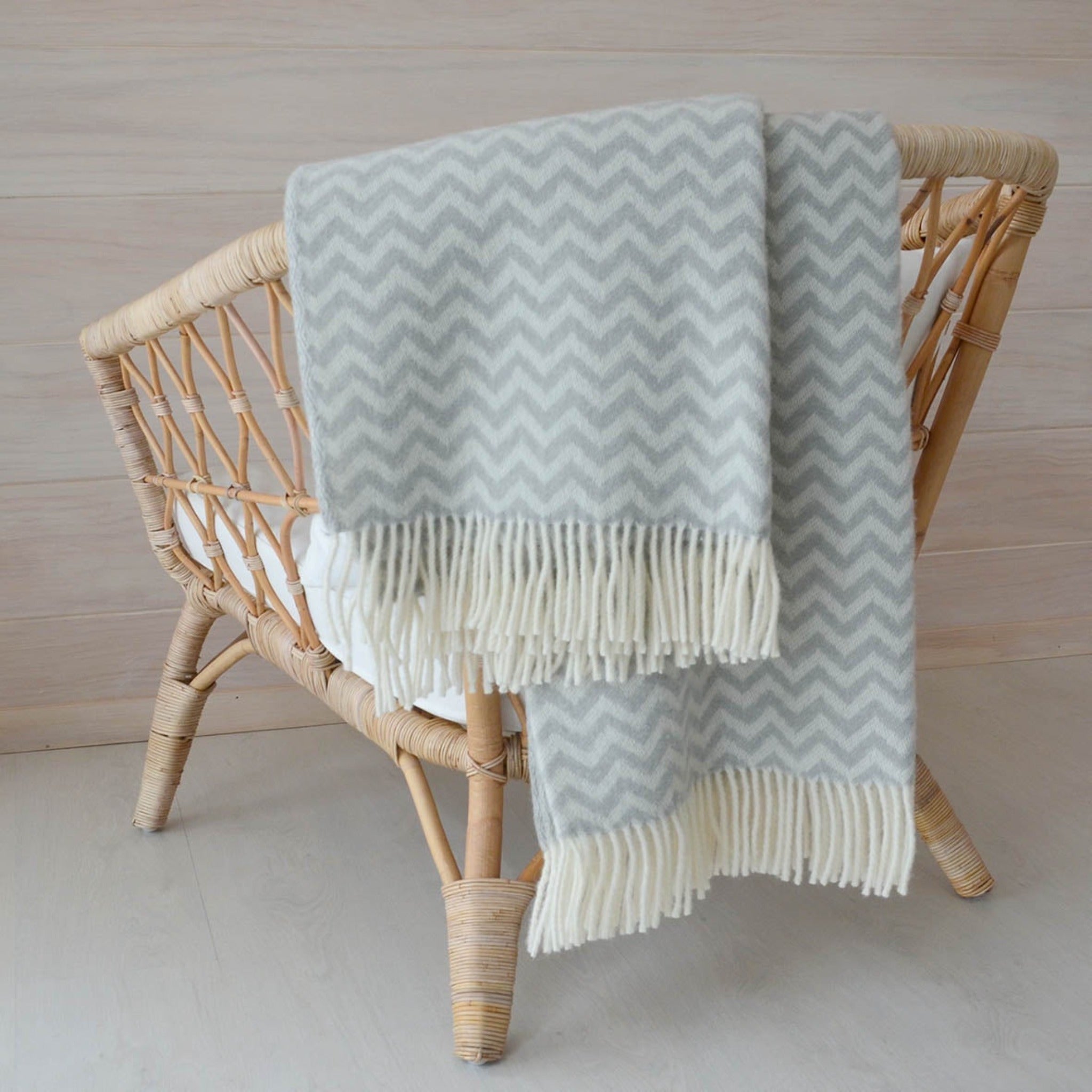 NORDIC CHILL Aalto 100% Wool Throw 130x170cm, Grey Stone (6775166042177)