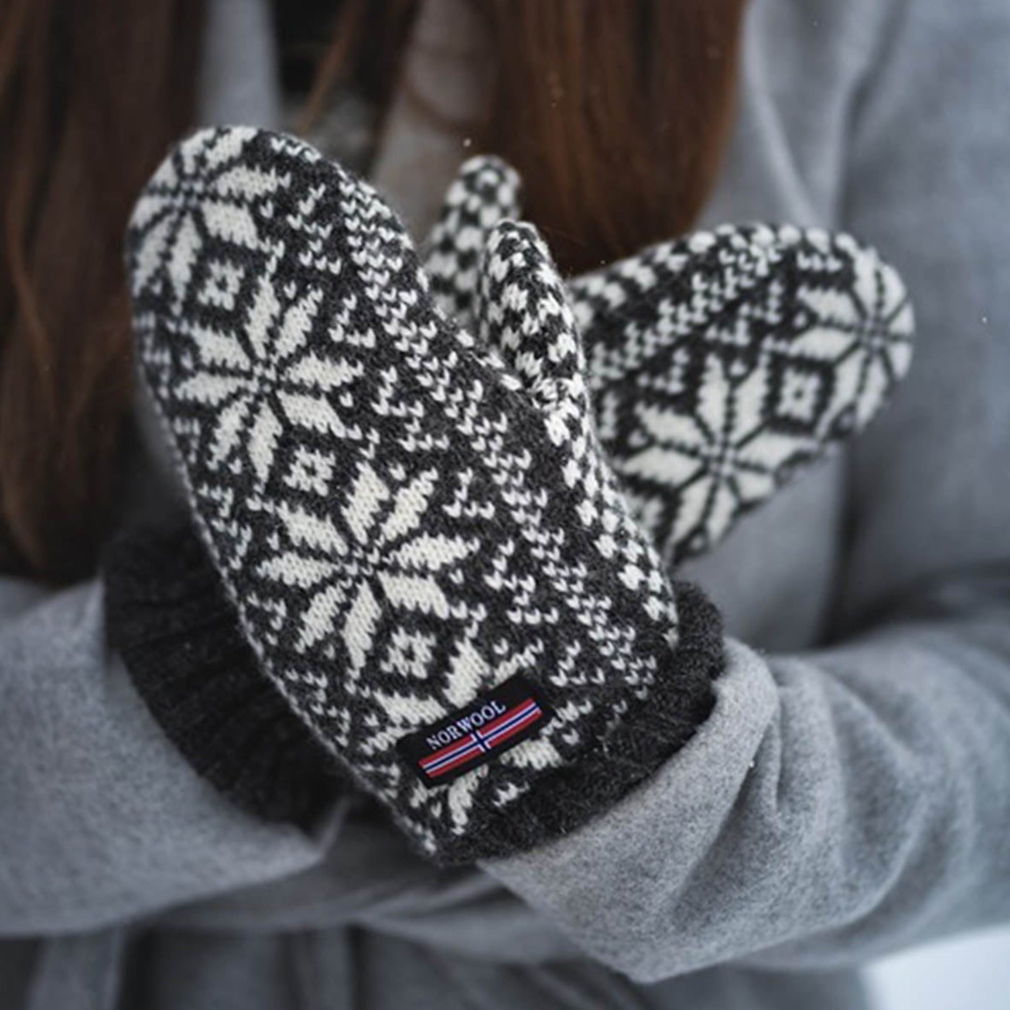 NORWOOL Women's Wool Mittens, Charcoal/White (6588212510785)